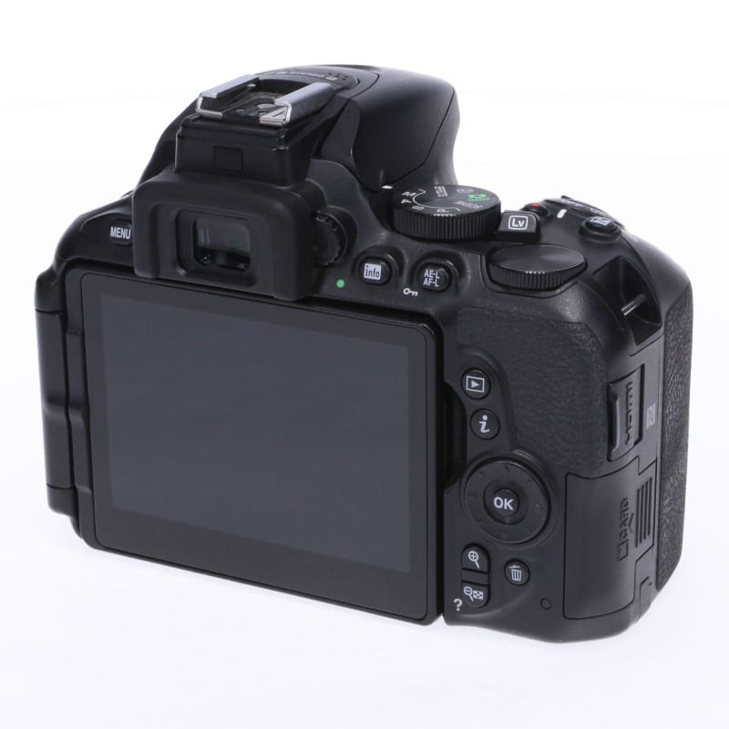 D5600 ボディ