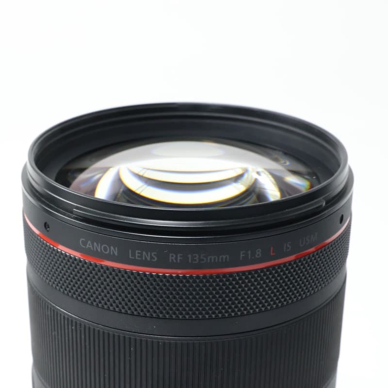 RF135mm F1.8 L IS USM