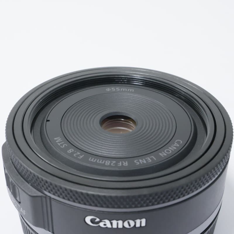 RF28mm F2.8 STM