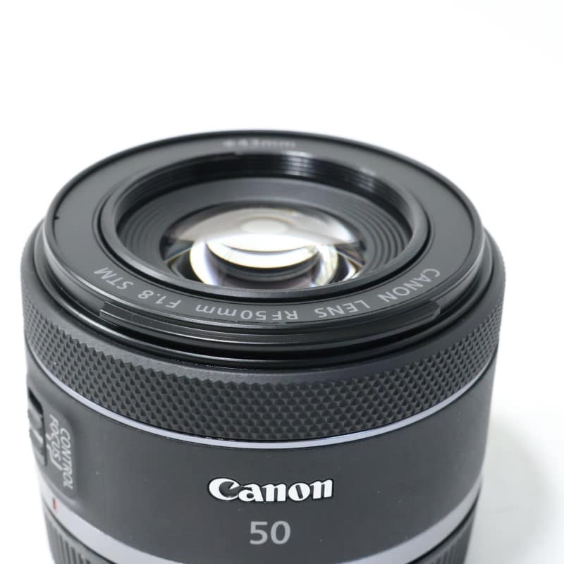 RF50mm F1.8 STM