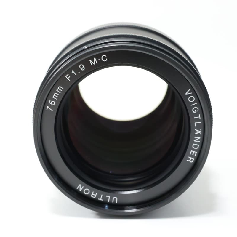 ULTRON 75mm F1.9 MC VM