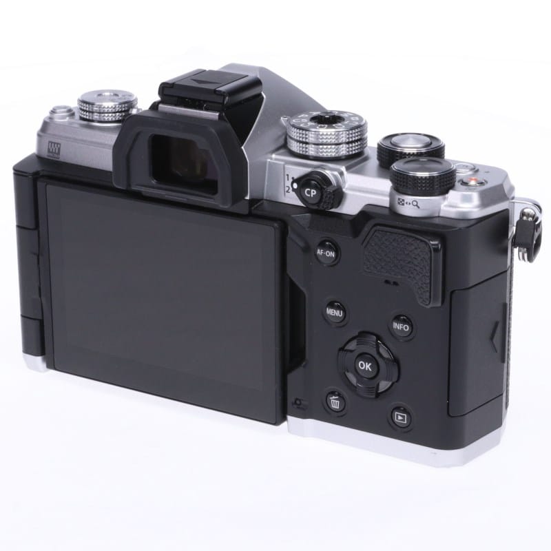 OLYMPUS／OM SYSTEM OM SYSTEM OM-3 ボディー シルバー Aランク 中古