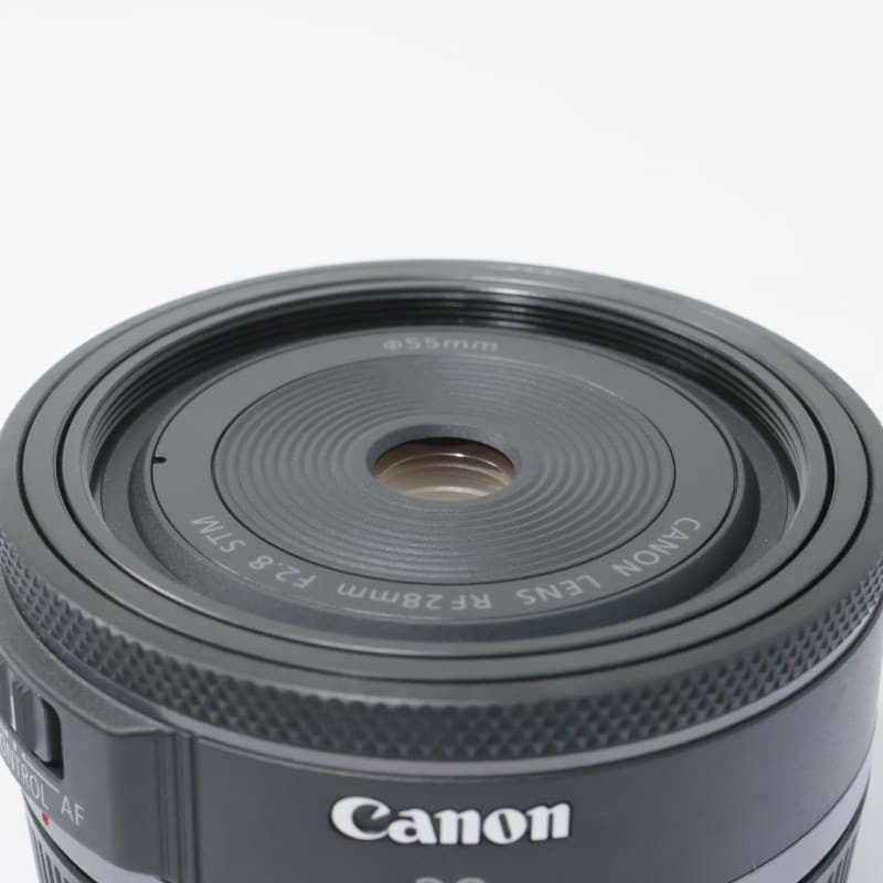 RF28mm F2.8 STM