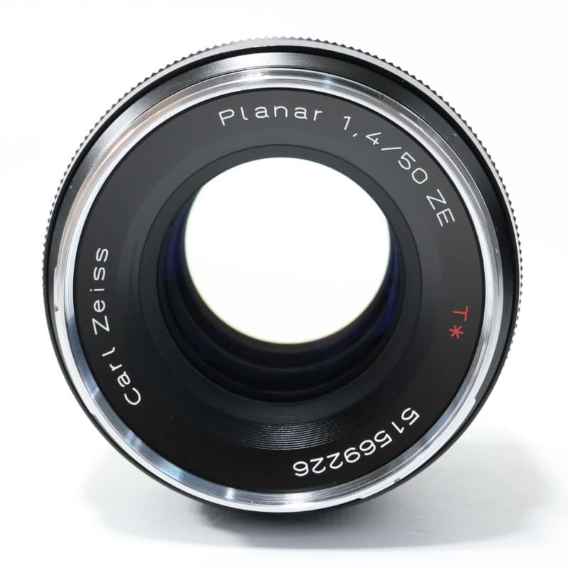 Planar T* 1.4/50 ZE