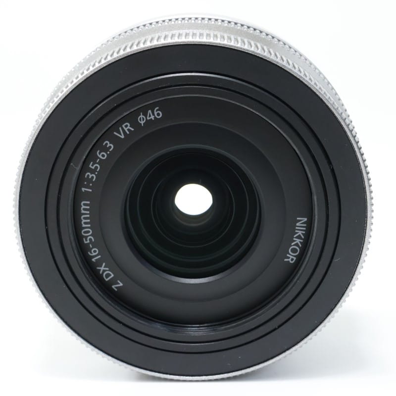 NIKKOR Z DX 16-50mm f/3.5-6.3 VR シルバー