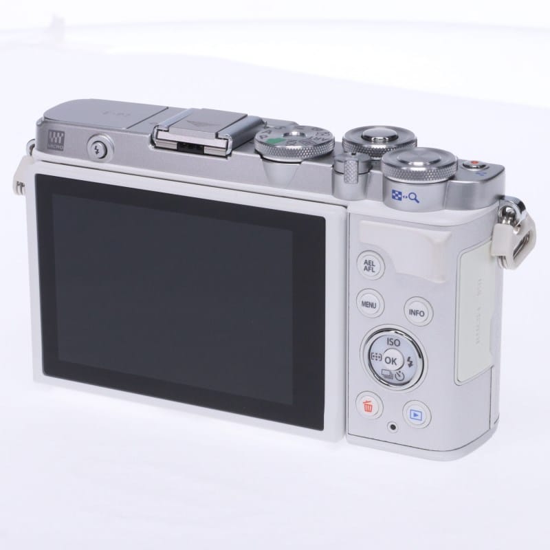 PEN E-P7 ボディー ホワイト