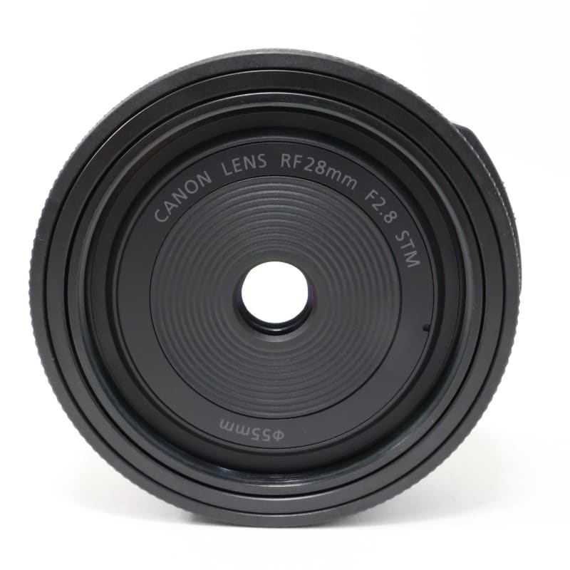 RF28mm F2.8 STM