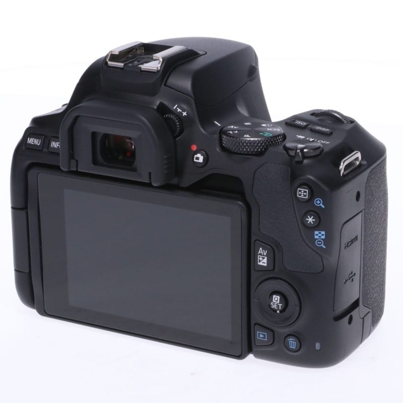 EOS Kiss X10 ボディー ブラック
