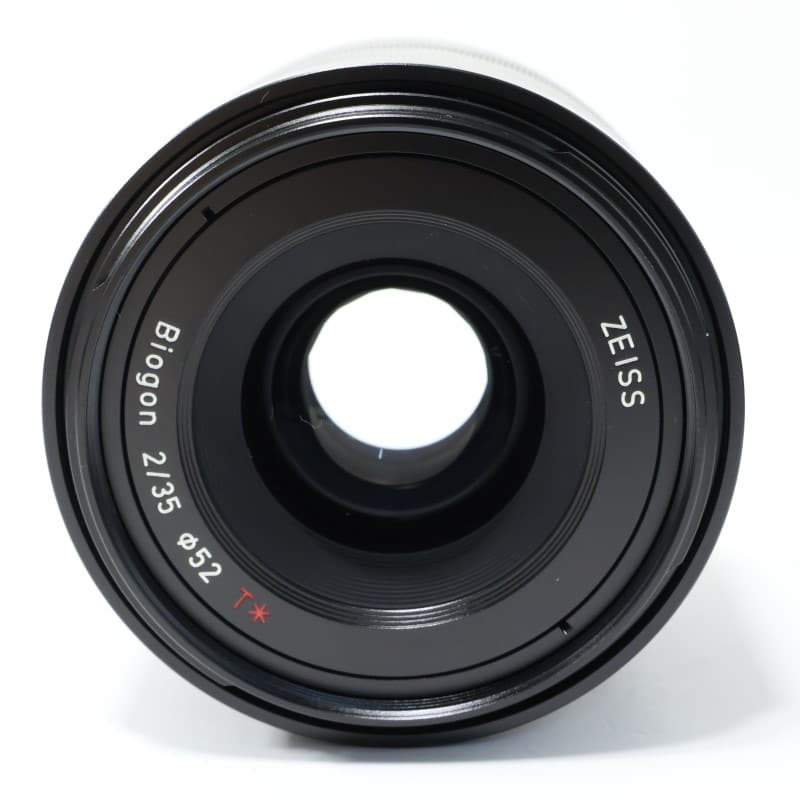 Loxia 2/35 E-mount