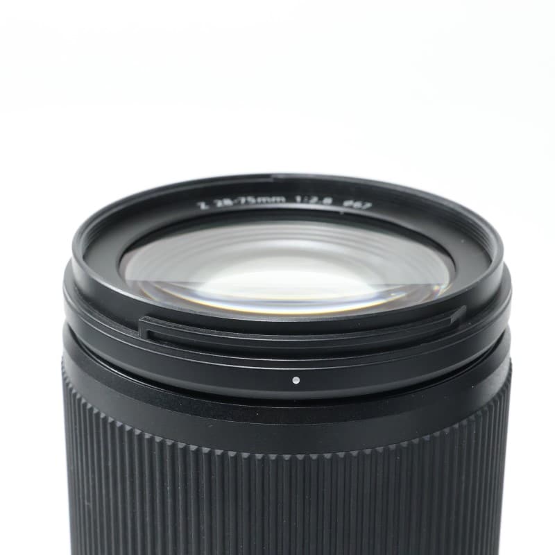 NIKKOR Z 28-75mm f/2.8