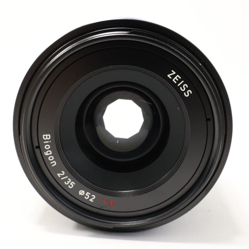 Loxia 2/35 E-mount