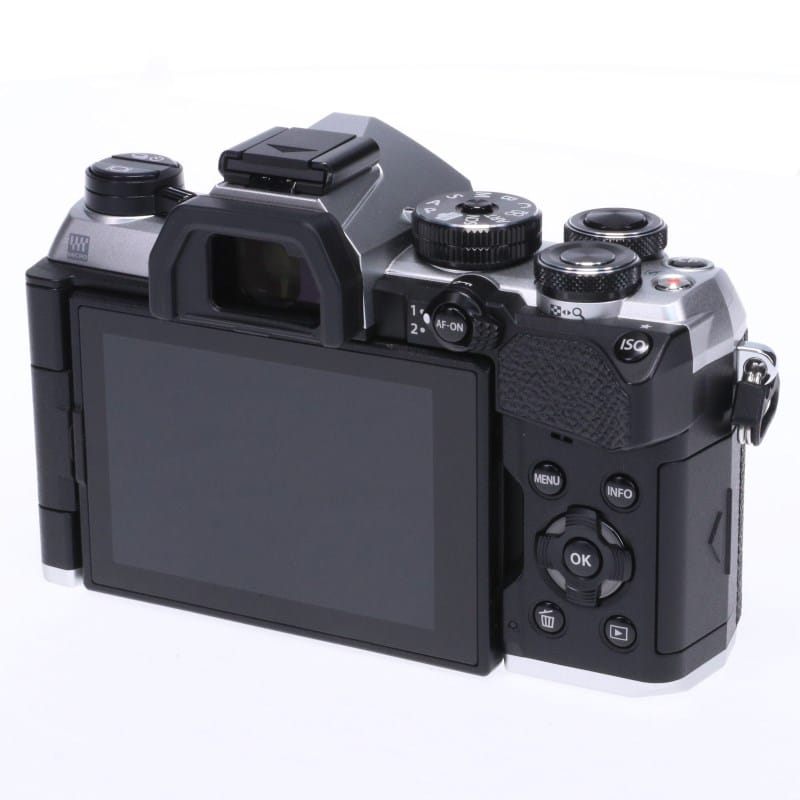 OM SYSTEM OM-5 Mark II ボディー シルバー