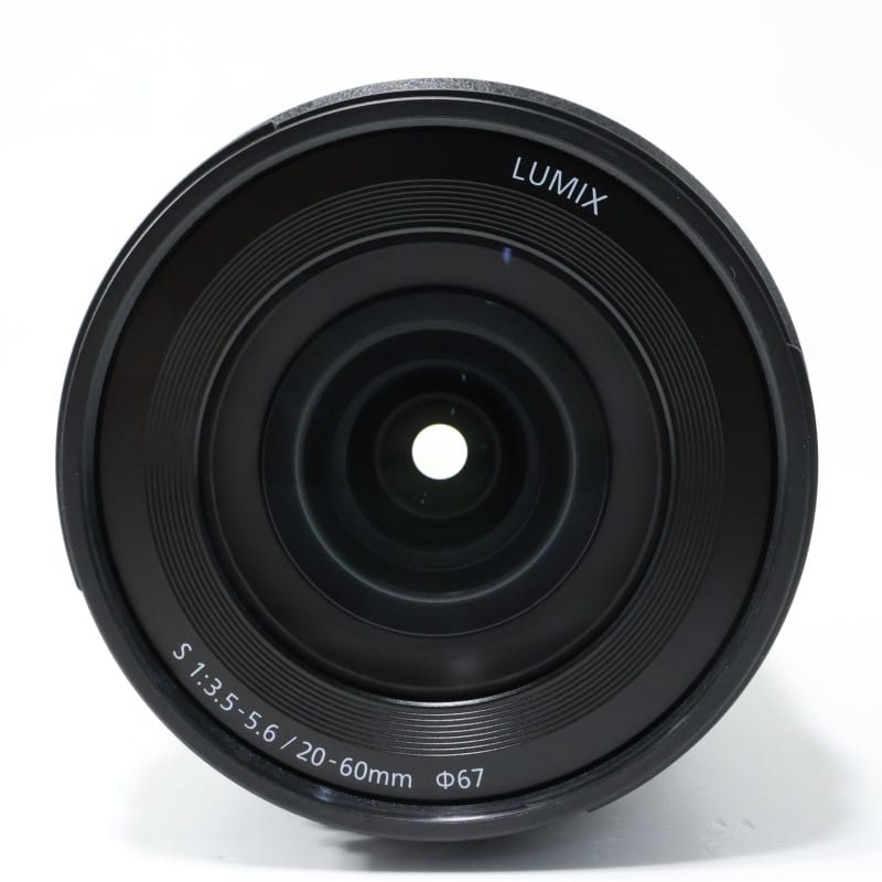 LUMIX S 20-60mm F3.5-5.6 S-R2060