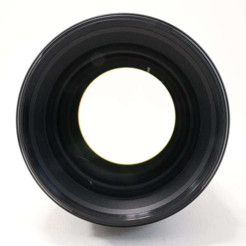 NIKKOR Z 135mm f/1.8 S Plena