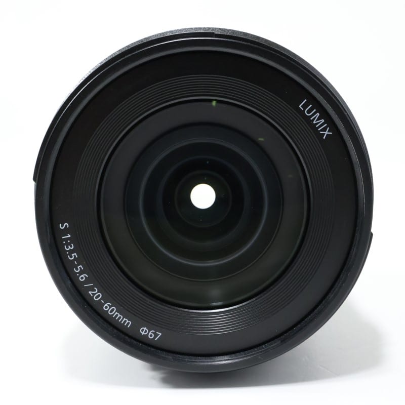 LUMIX S 20-60mm F3.5-5.6 S-R2060