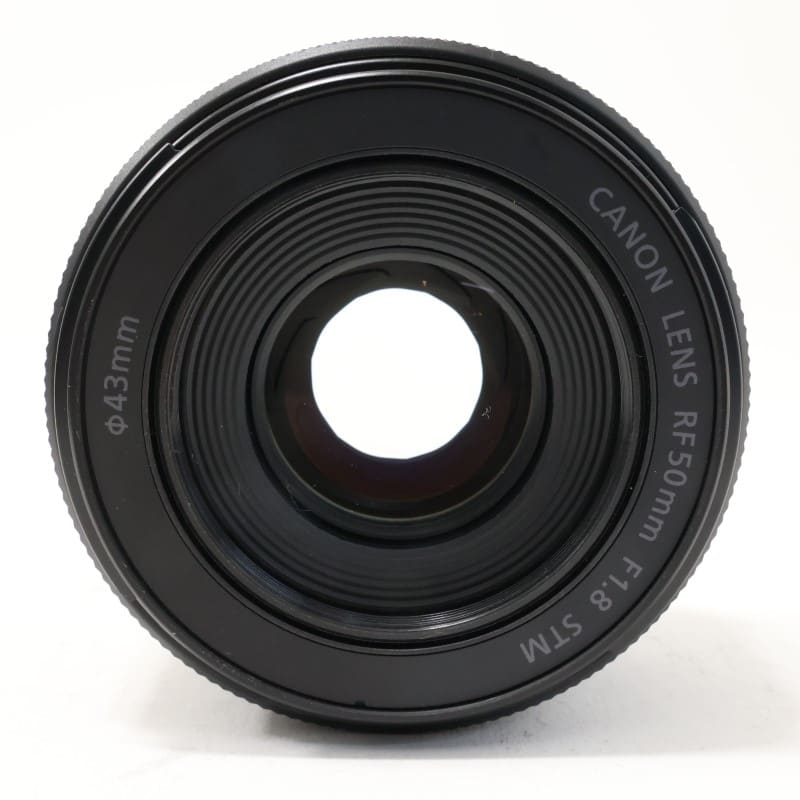 RF50mm F1.8 STM