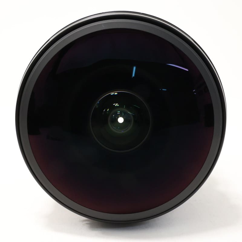 EF8-15mm F4L フィッシュアイ USM