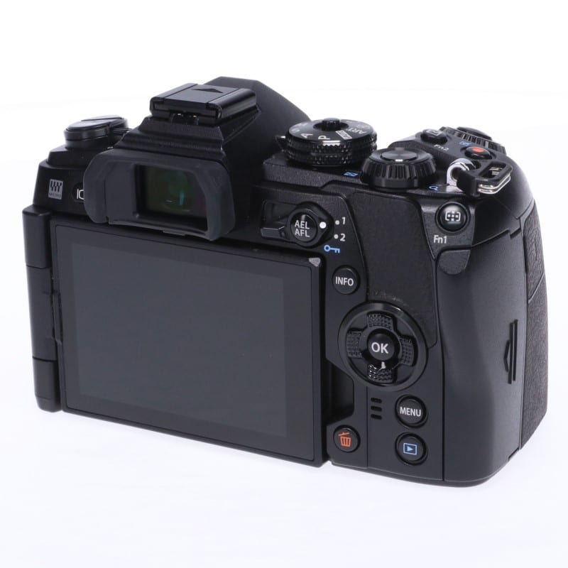 OM-D E-M1 Mark II ボディー