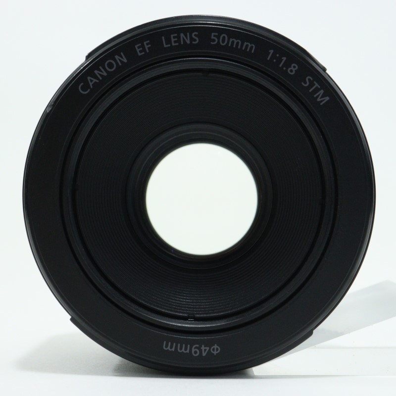 EF 50mm F1.8 STM