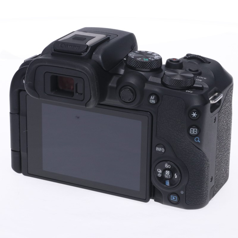 EOS R10
