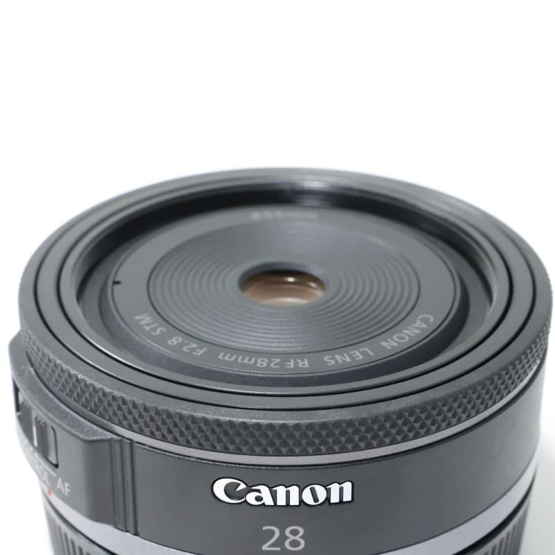 RF28mm F2.8 STM