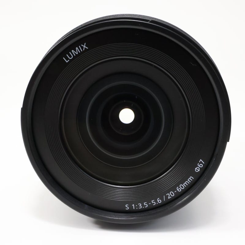 LUMIX S 20-60mm F3.5-5.6 S-R2060