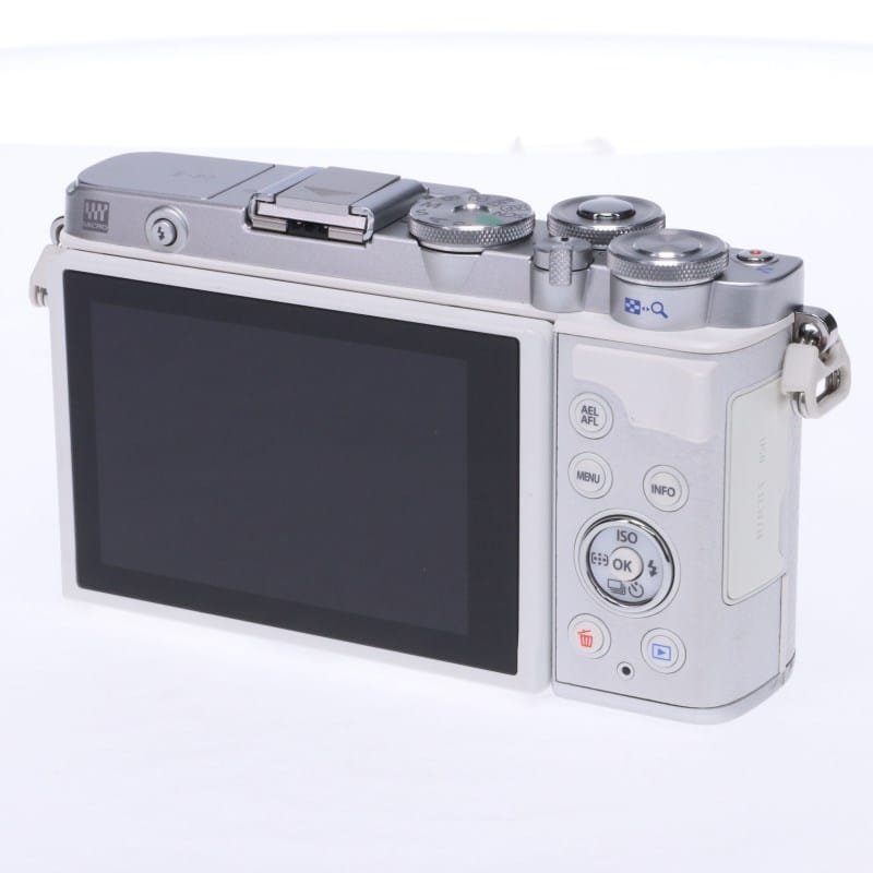 PEN E-P7 ボディー ホワイト