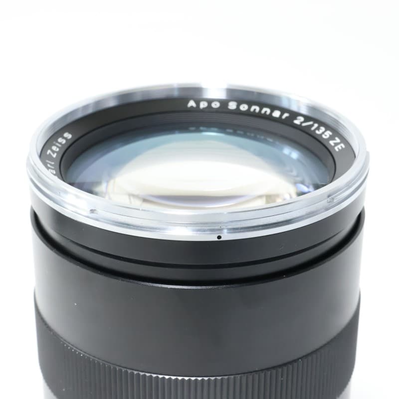 Apo Sonnar T* 2/135 ZE
