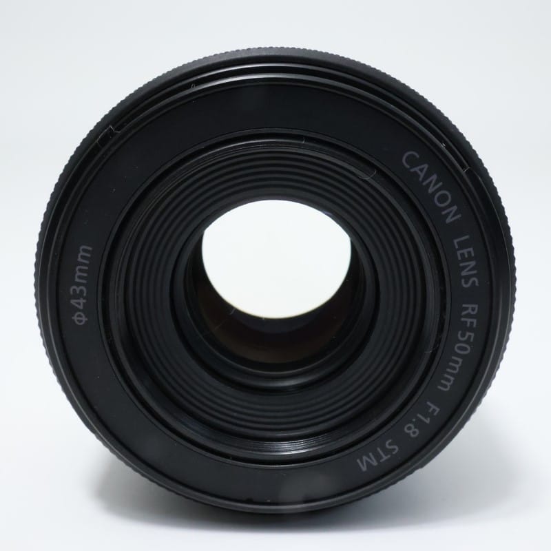 RF50mm F1.8 STM