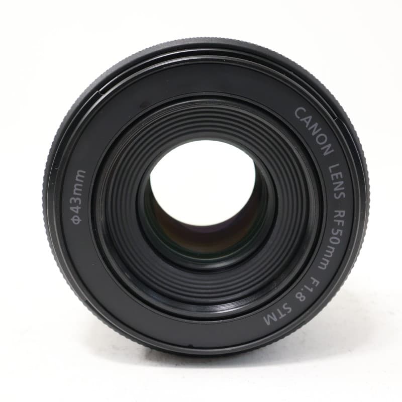 RF50mm F1.8 STM