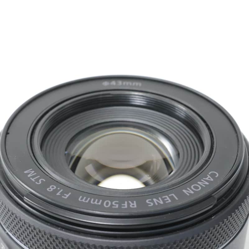 RF50mm F1.8 STM
