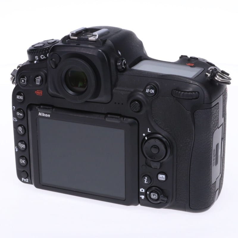 Nikon D500 ボディ AB-ランク 中古｜フジヤカメラ