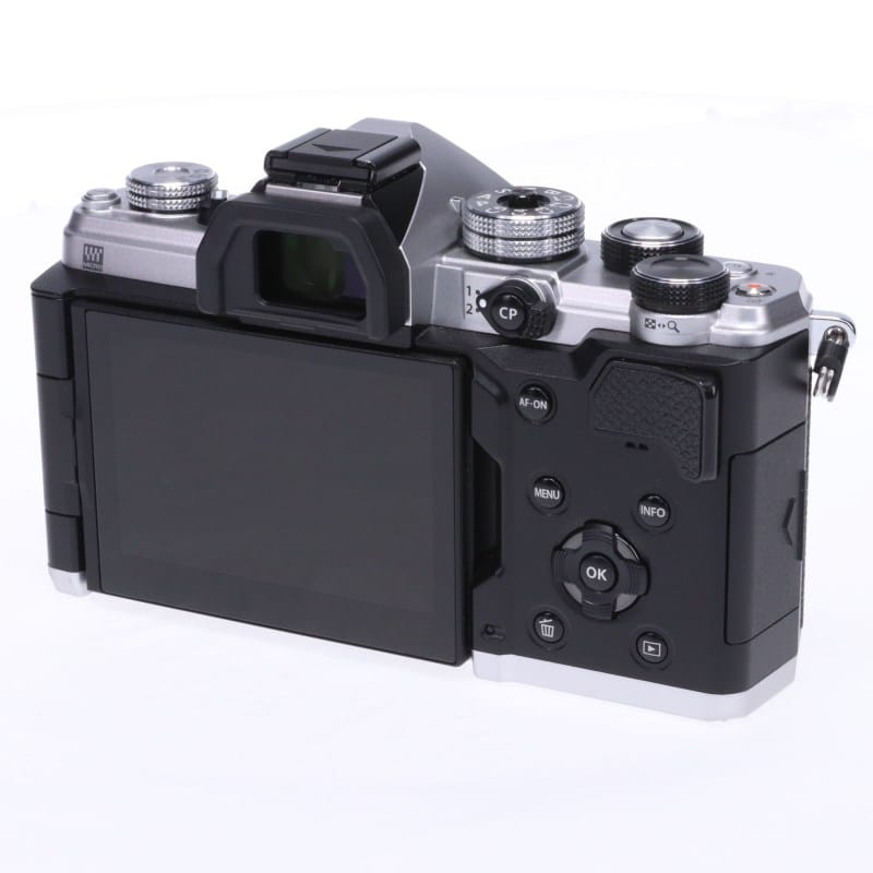 OM SYSTEM OM-3 ボディー シルバー