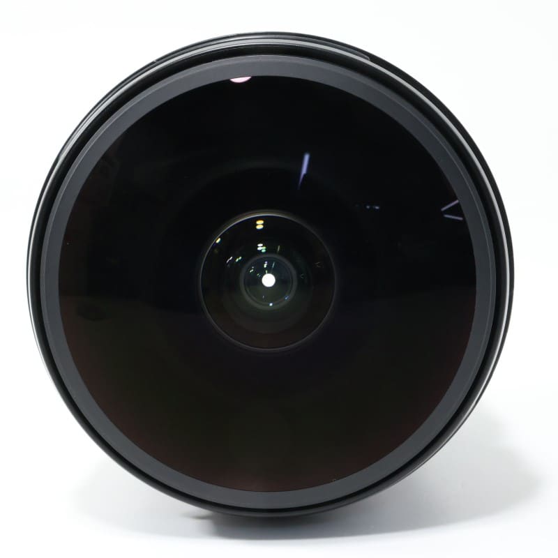 EF8-15mm F4L フィッシュアイ USM