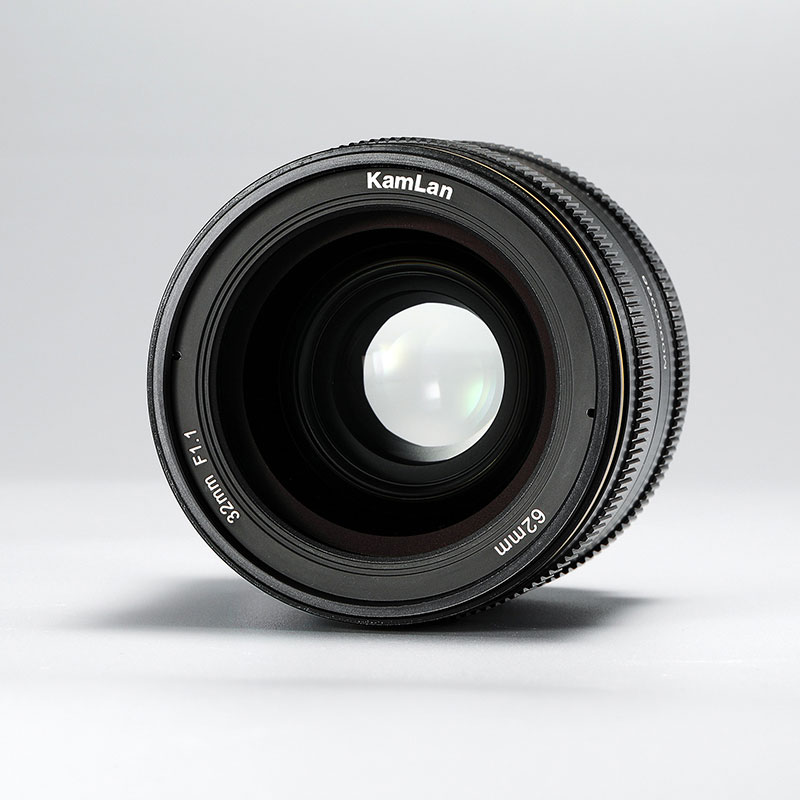 KL 32mm F1.1 Sony E