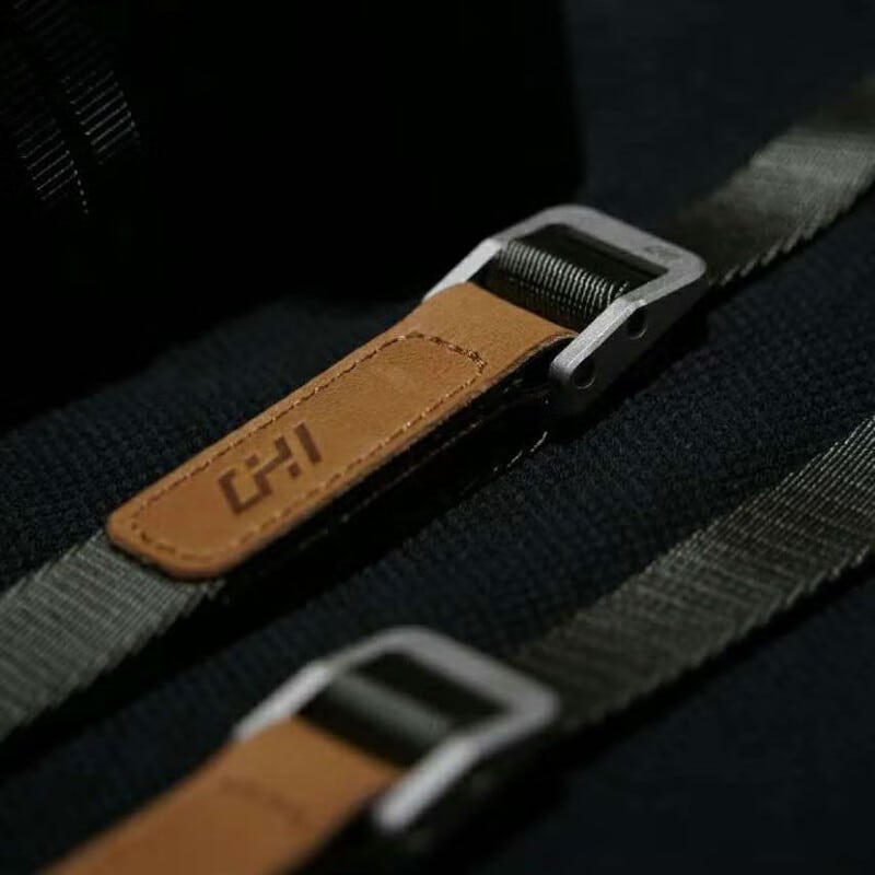 Levo AIR ネックストラップ ネイビー JLA01N