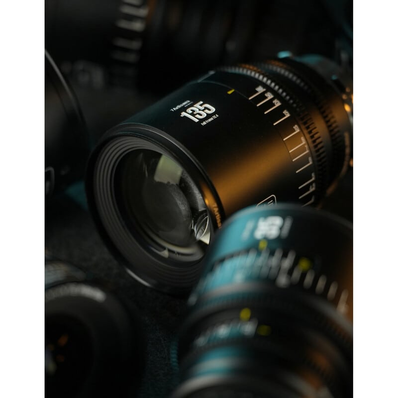 7Artisans INFINITE 135mm T2.4 PLマウント 7A-IN135T24-L-B