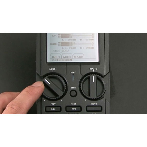 R-26 ポータブルレコーダー