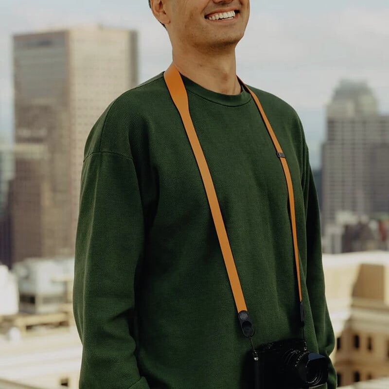 フォーム レザー カメラストラップ ロング アンバー LRS-L-AM-1