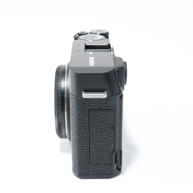 FUJIFILM X-E4 ボディ ブラック