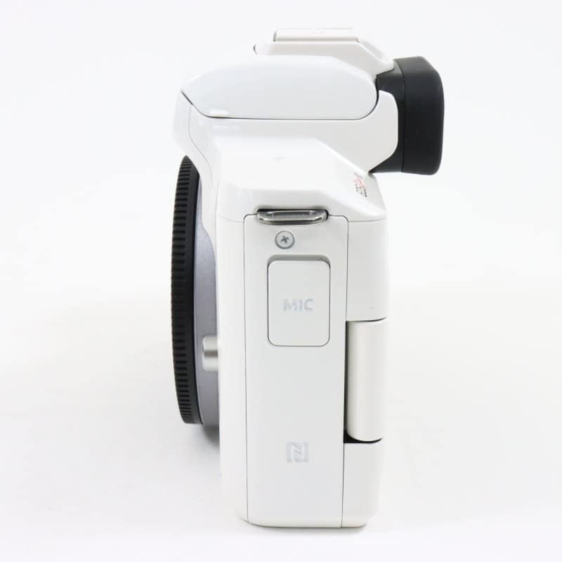 EOS Kiss M ボディー ホワイト