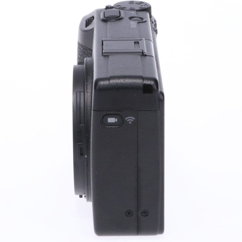 RICOH GR III
