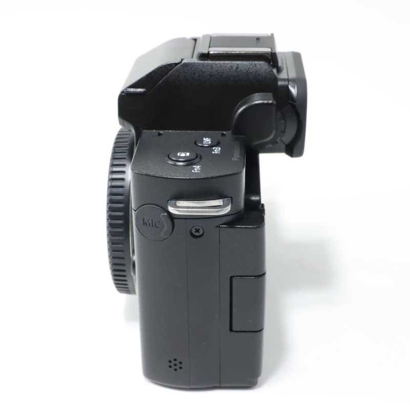 LUMIX G100D ボディ DC-G100D