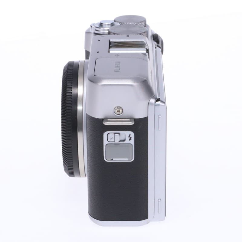 FUJIFILM X-A5 ボディ シルバー