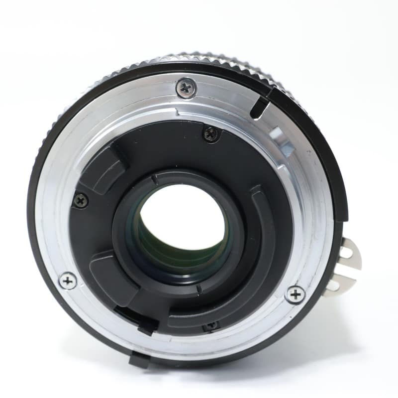 AI Nikkor 28mm f/2.8S