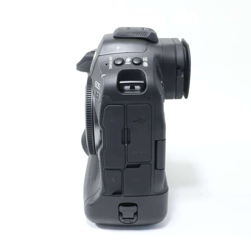 EOS R1 ボディー