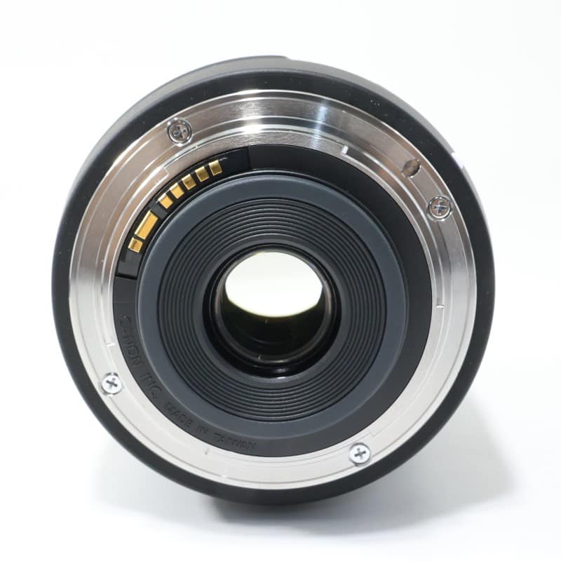 EF-S 18-135mm F3.5-5.6 IS USM