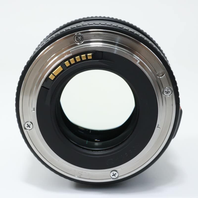EF 100mm F2 USM