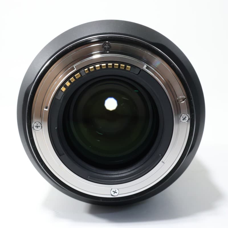 RF135mm F1.8 L IS USM