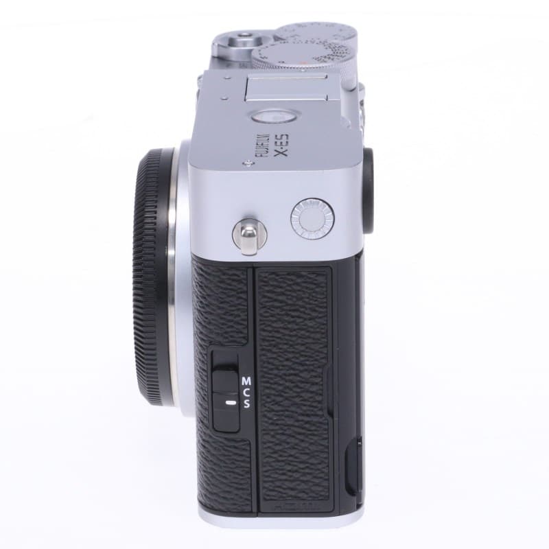 富士フイルム FUJIFILM X-E5 ボディ シルバー ABランク 中古｜フジヤカメラ